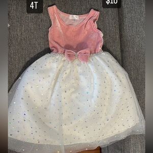 Girls dress